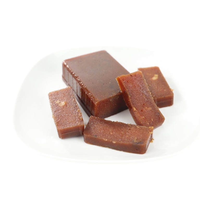 Membrillo con Nueces. Peso Neto 600 gr.